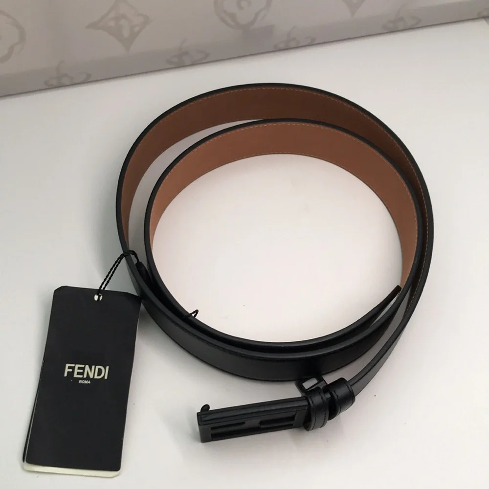 💯 - New Authentic Fendi Baguette FF Logo Buckle Leather Belt